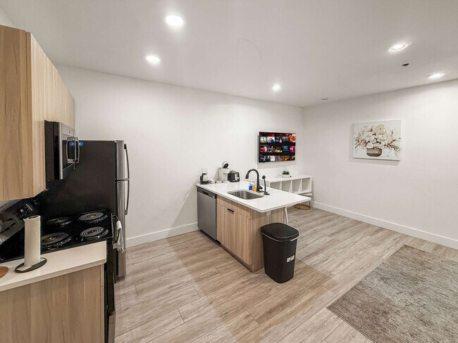 2400 E Huntingdon St unit ID1352423P, Philadelphia, PA 19125 - photo 7