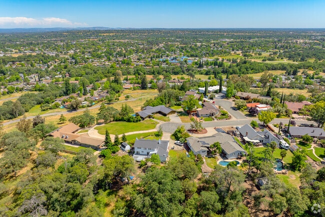 Some homes in Sunset Whitney overlook the surroundings in every direction.