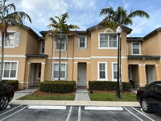 2929 SE 2nd St, Homestead, FL 33033