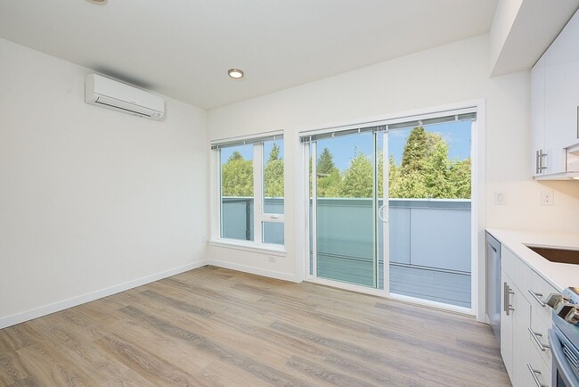 Portal Apartments, Seattle, WA 98103 - photo 5