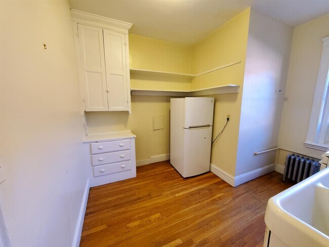 11 Wendell St unit 14, Cambridge, MA 02138 - photo 5