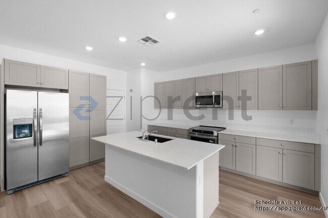 10374 Bayson Way, Elk Grove, CA 95757 - photo 5