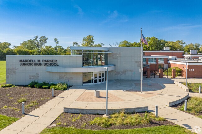 Parker Junior High School is a public middle school of Flossmoor, IL.