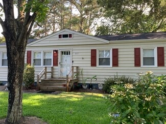 4517 Delmar Dr, Virginia Beach, VA 23455