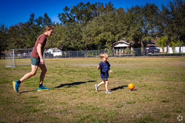 Riverbend is a family friendly neighborhood.