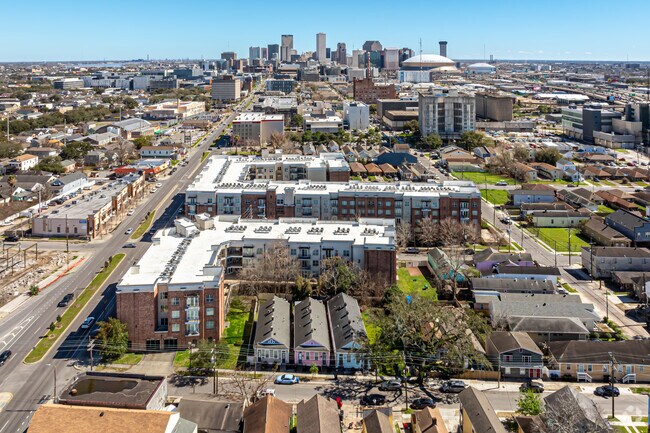 The Crescent Club, New Orleans, LA 70119 - photo 2