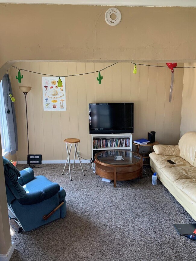 736 Division St, Stevens Point, WI 54481 - photo 4