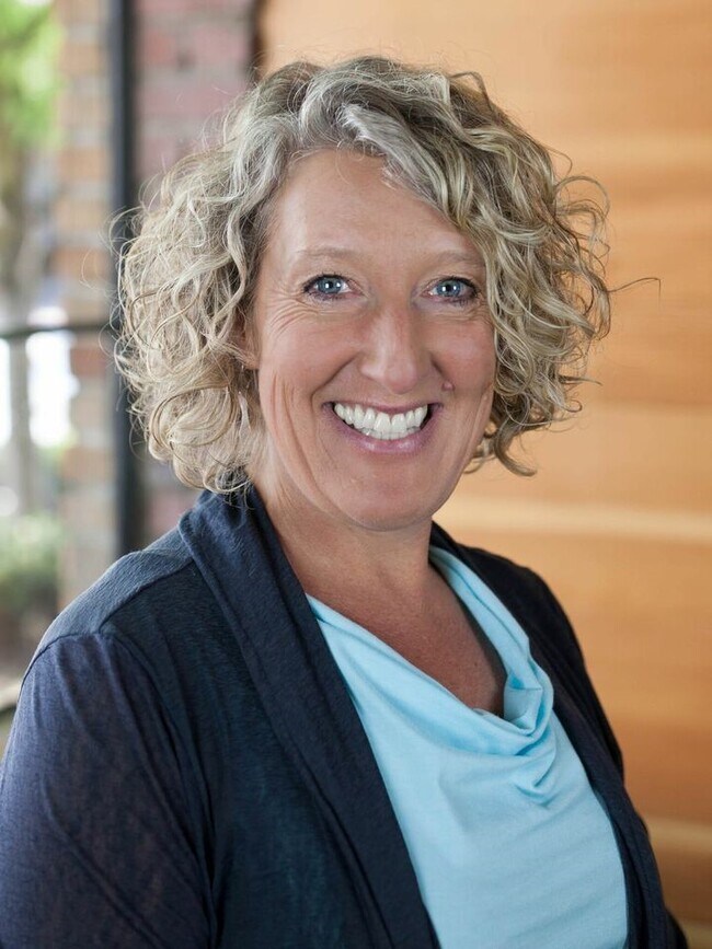 Kimberly Striker Hall