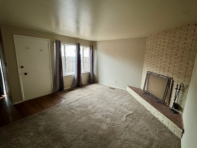 2059 N 250 W unit 3, Sunset, UT 84015 - photo 4