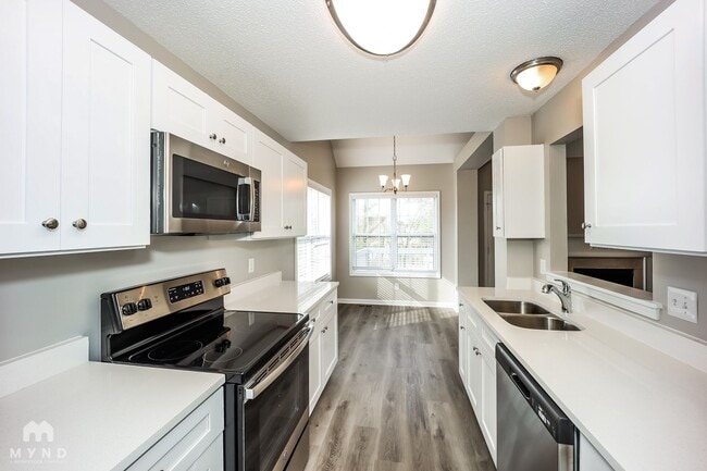 17 Richmond Dr, Hiram, GA 30141 - photo 7