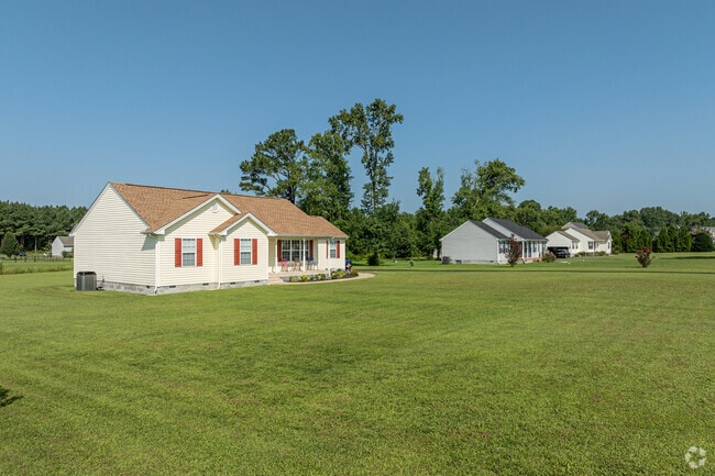 Houses in Eden are usually set on large lots. such as these single-story homes.