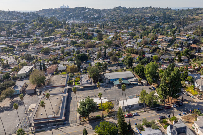 El Sereno Elementary School is located in the Lincoln Heights neighborhood.