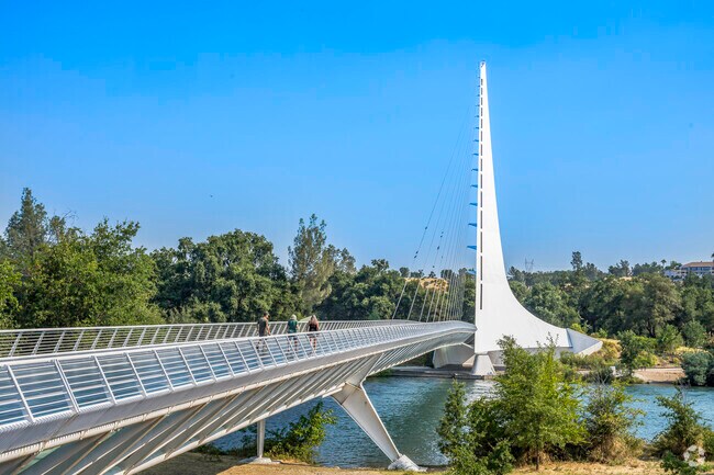 The Sundial Bridge is an iconic site to see near Mistletoe.