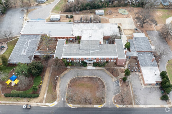 Hunter Magnet Elementary is located in downtown Raleigh,NC.