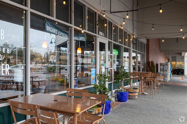 Outdoor seating is available outside of the Corner Coffee Shop in Wilsonville.