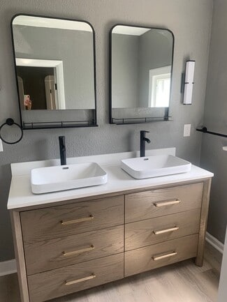 127 W Troy Ave, Indianapolis, IN 46225