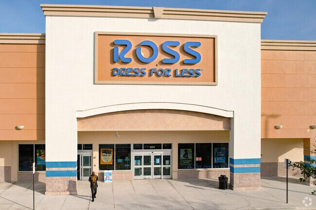 Retail options are plentiful in the Coconut Creek, FL neighborhood.