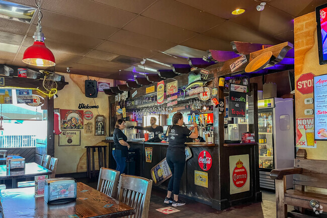 BK Hot Dogs and Tacos is a popular restaurant in Mountain First Avenue.