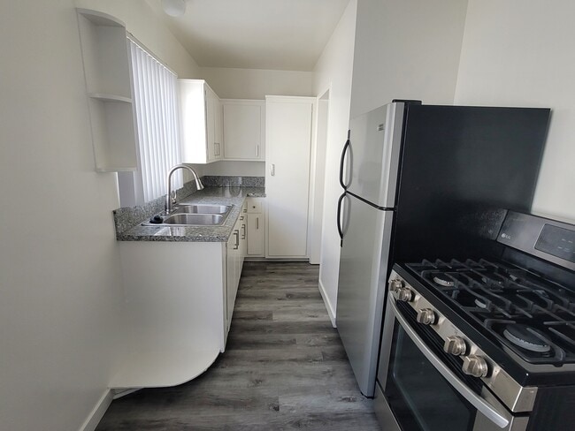 The Palms, Torrance, CA 90503 - photo 7