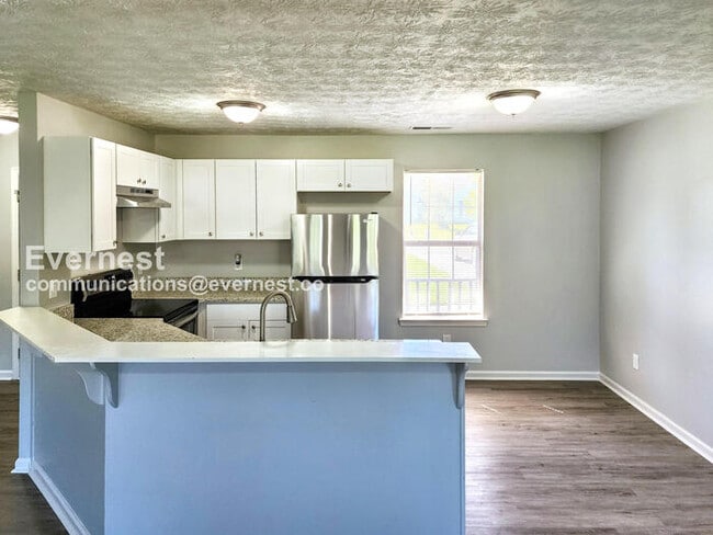 1020 Joseph Ln, Social Circle, GA 30025 - photo 3