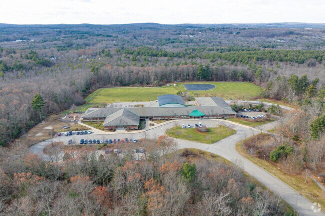 Welcome to Dr Leroy E. Mayo Elementary School located in Holden, Massachusetts.