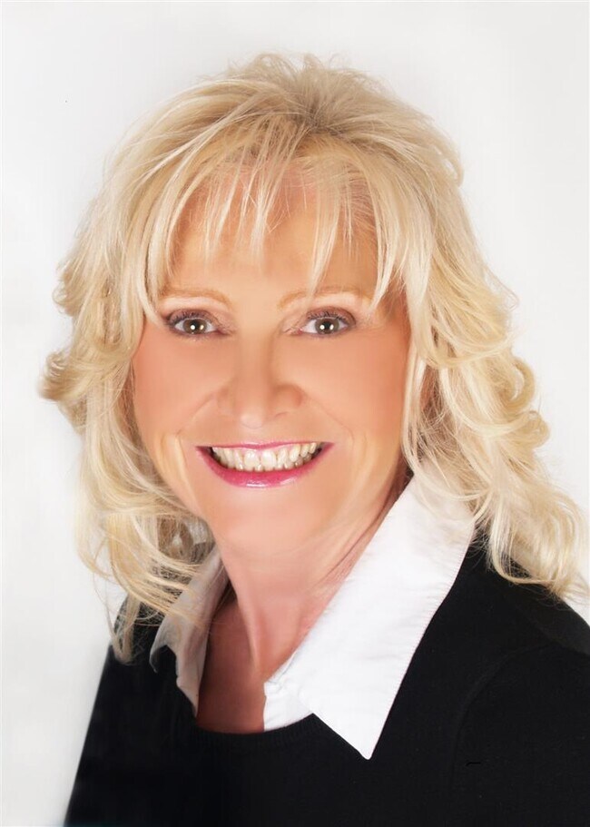 Louise Charron Dubin