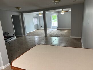 702 W Main St Unit Apartment 2, Jonesborough, TN 37659