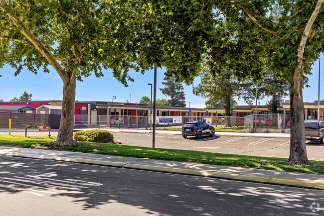 Harriet Kirschen Elementary School in Rouse Modesto,  Ca.