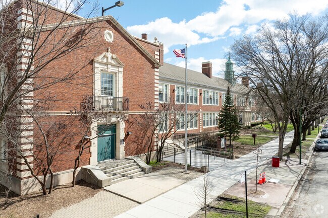 Sutherland Elementary School is a well ranked choice for students in the Beverly community.