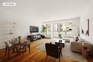 41-29 24th St, Queens, NY 11101