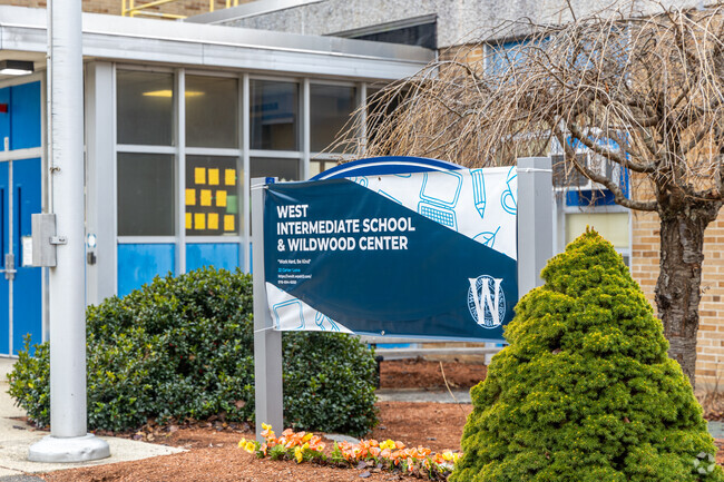 Welcome to the West Intermediate School in Wilmington, MA.