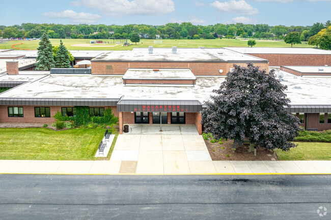 Macarthur Middle School is a public institution.