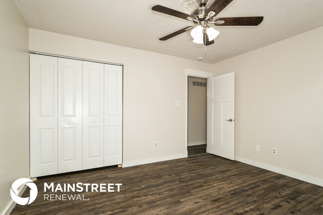 2557 Tricia Ln, High Ridge, MO 63049 - photo 7