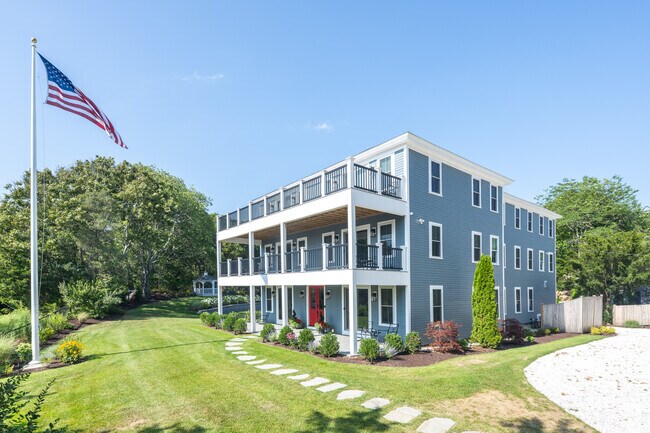 Large estates can be found throughout Cataumet.