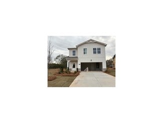 181 Atlas Ln, Winder, GA 30680