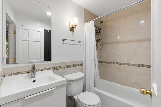 *Pictures are representative samples of the advertised unit. In some cases, the actual units you tou