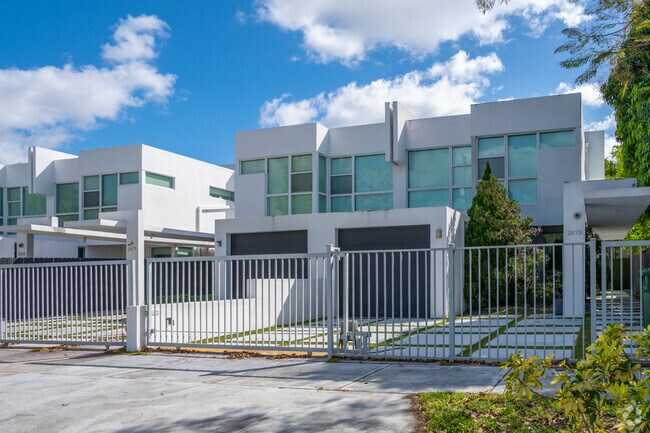 There are a few newer and modern townhomes in the Southeast Gables neighborhood.