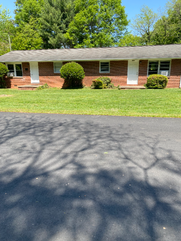 1543 18th Ave Place NE Unit Right, Hickory, NC 28601