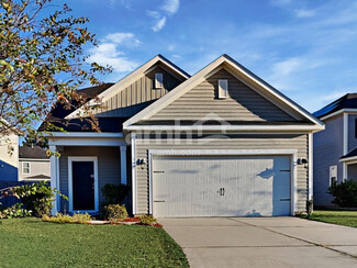 112 Orleans Ct, Moncks Corner, SC 29461