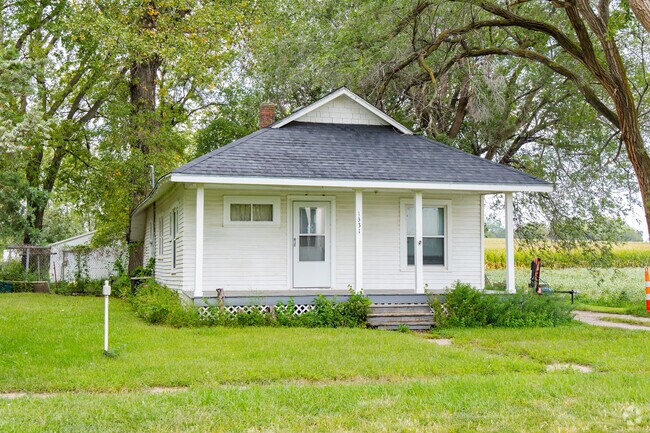Multi-acre properties are common for homeowners in Walton.