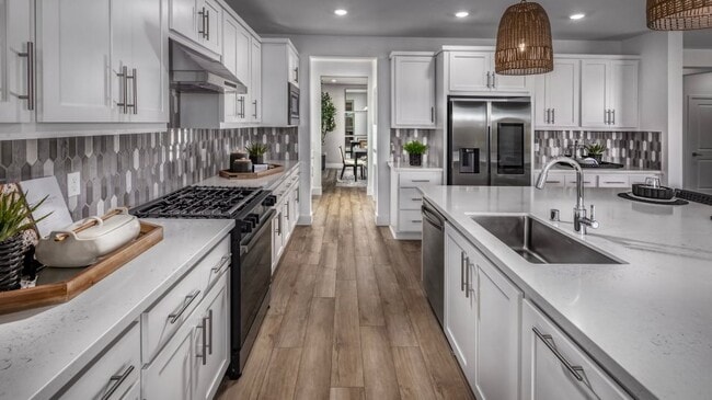 7966 Lamplight Dr, Tracy, CA 95377 - photo 3