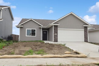 4416 NW 17th St, Ankeny, IA 50023