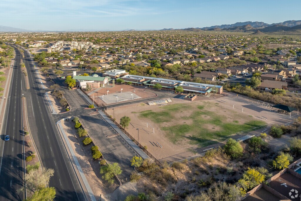 Tucson’s Redeemer Lutheran School teaches around 179 students.