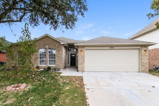 5912 Hillview Dr, Watauga, TX 76148