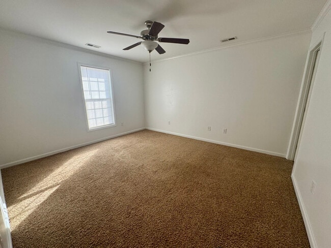 318 Murphy Dr, Jacksonville, NC 28540 - photo 6