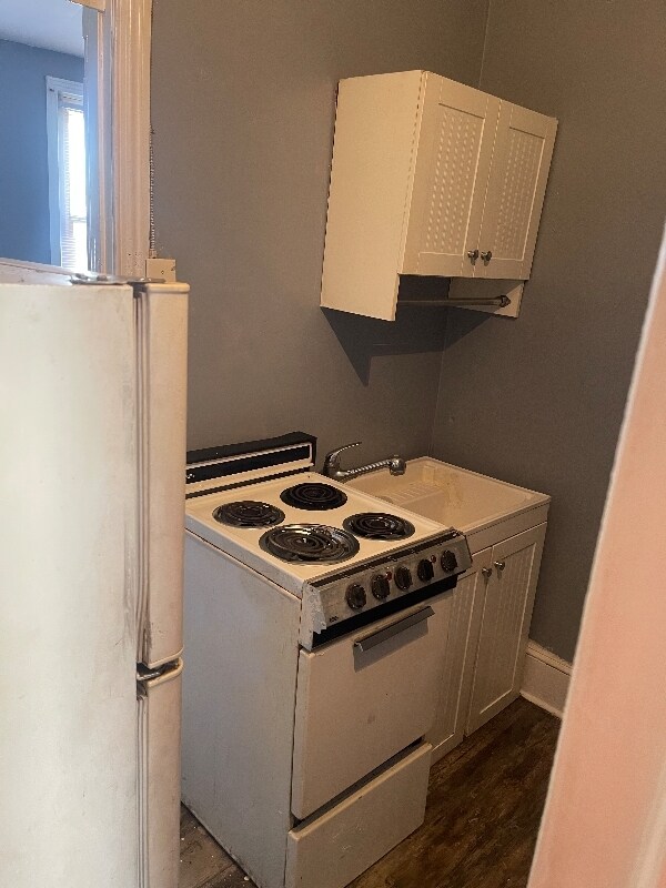 1300 W Clearfield St, Philadelphia, PA 19132 - photo 4