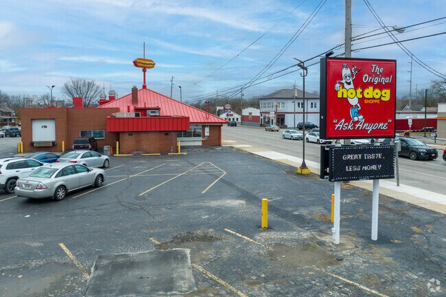 The Original Hot Dog Shoppe in Amvets is known all over the Warren area.