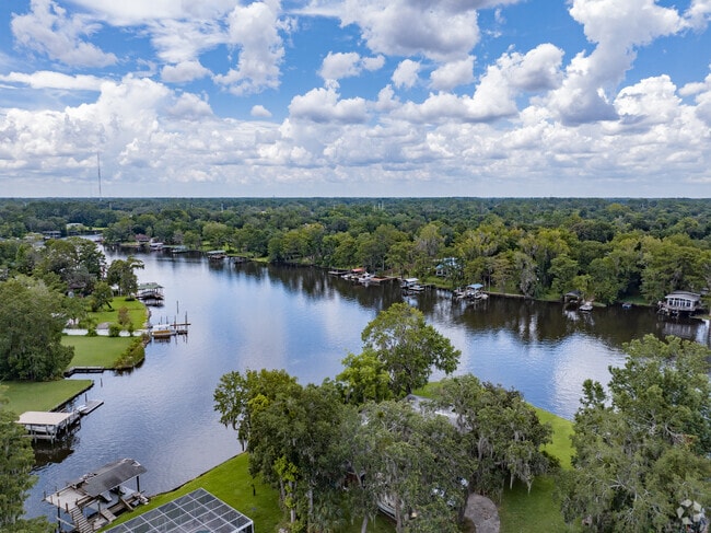 Many homes have access to the Cedar River for year-round water spots activity.