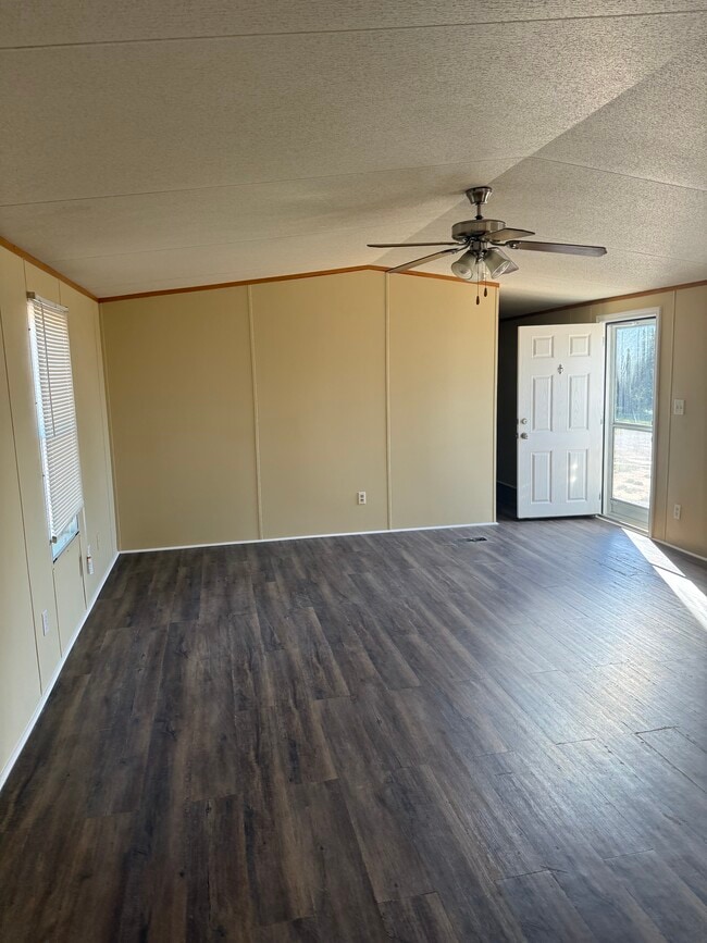 2070 Krist Ln, Pineville, LA 71360 - photo 5