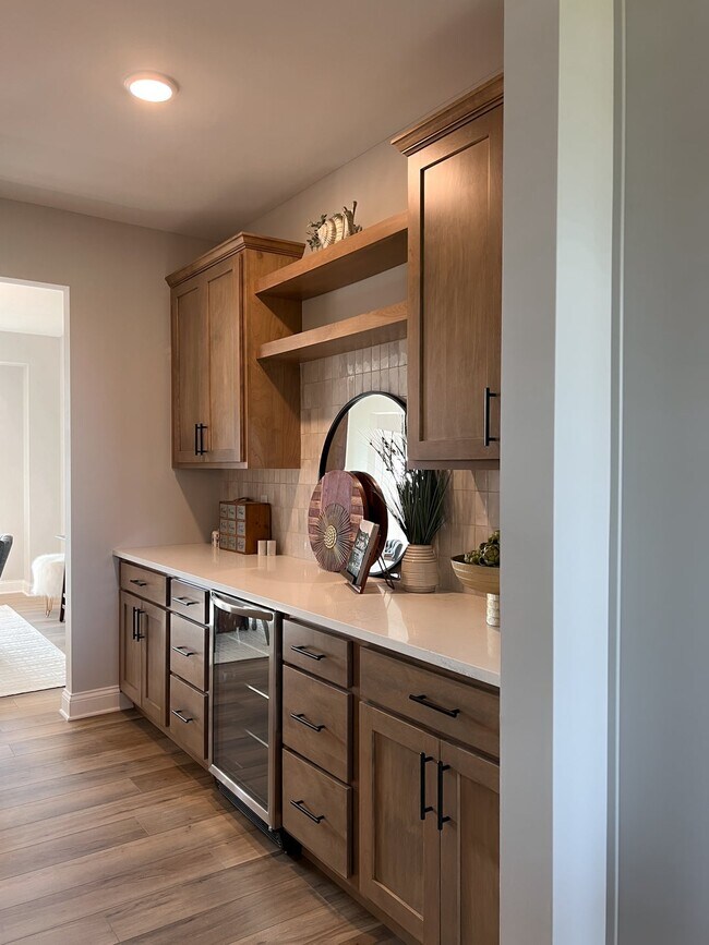 0 Hope Heights St unit 38553986, Bettendorf, IA - photo 6